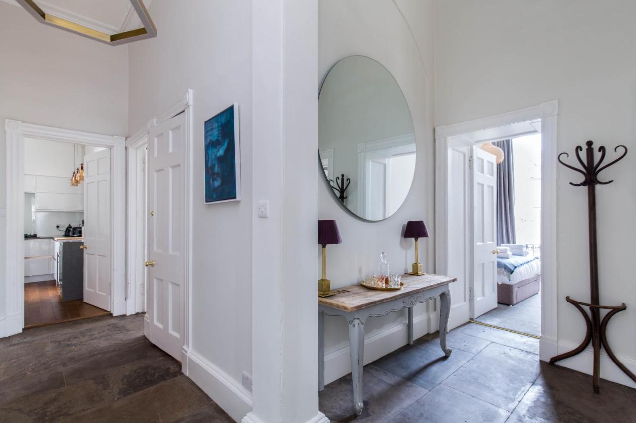 Magnificent Georgian 3-Bedroom Apartment In New Town Edimburgo Esterno foto