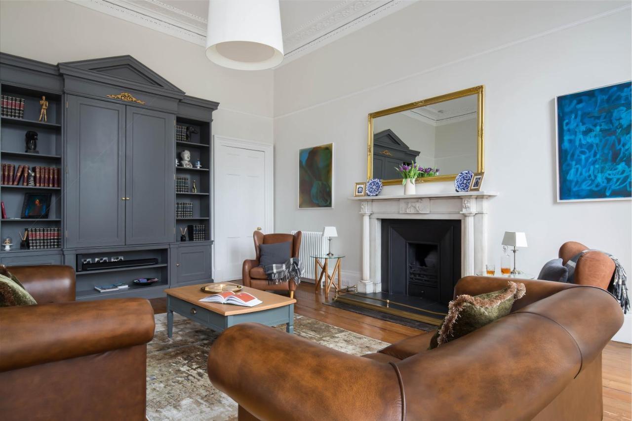 Magnificent Georgian 3-Bedroom Apartment In New Town Edimburgo Esterno foto