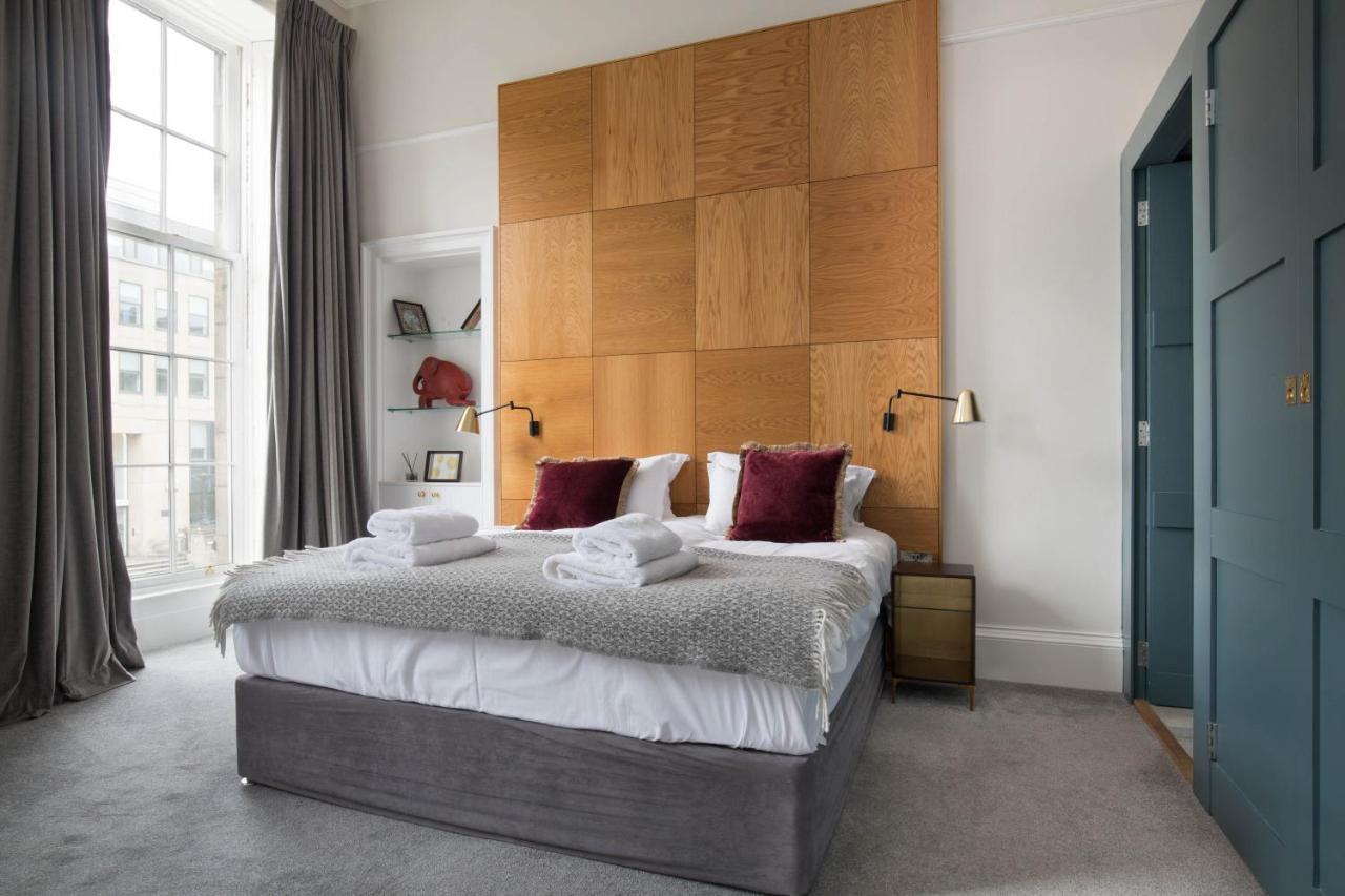 Magnificent Georgian 3-Bedroom Apartment In New Town Edimburgo Esterno foto