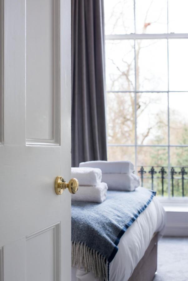 Magnificent Georgian 3-Bedroom Apartment In New Town Edimburgo Esterno foto