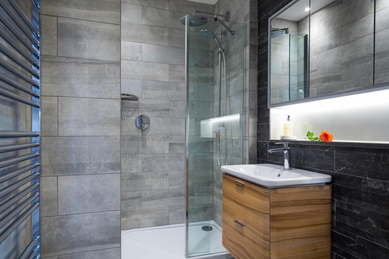 Magnificent Georgian 3-Bedroom Apartment In New Town Edimburgo Esterno foto